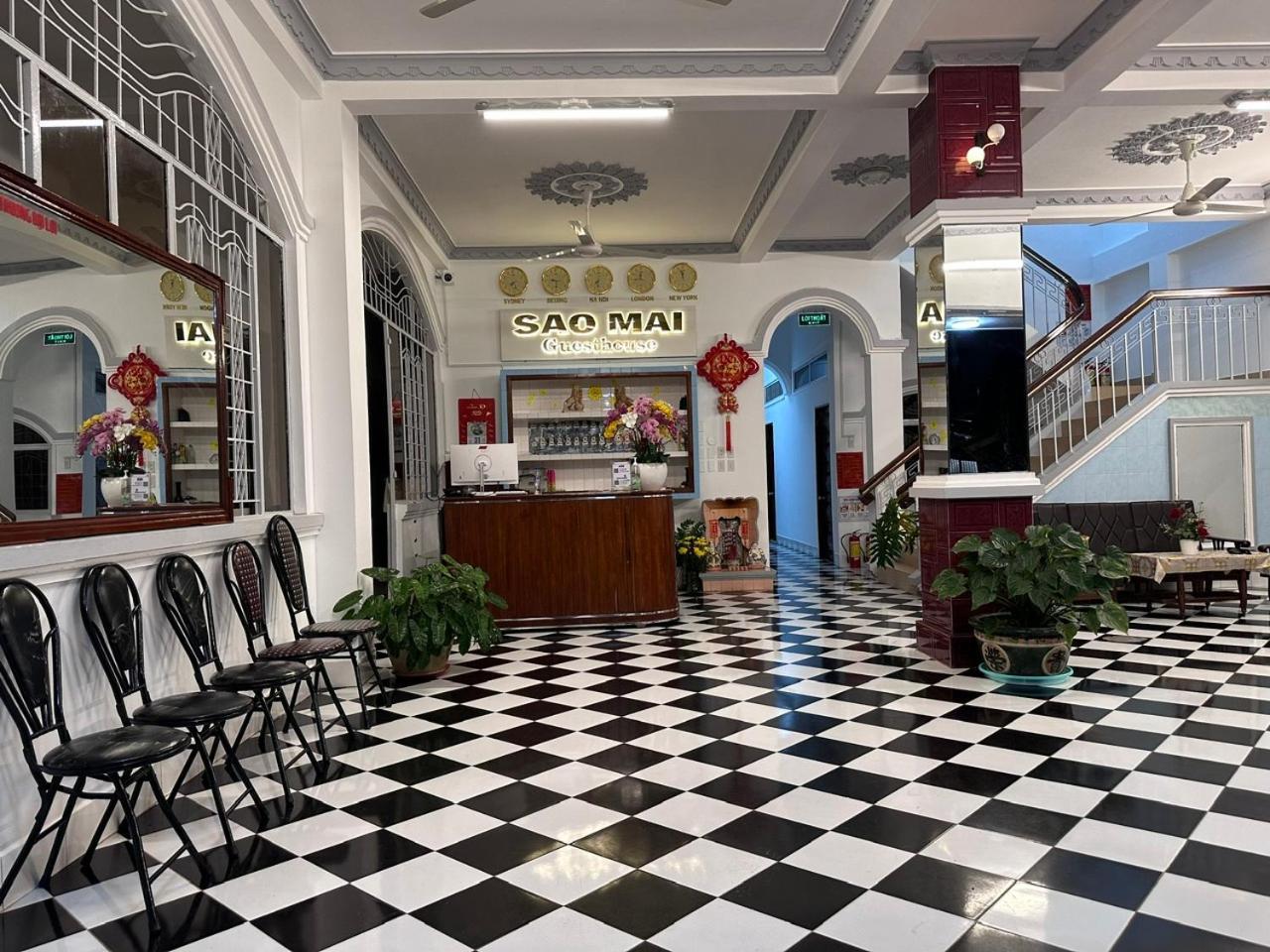 Nha Nghi Sao Mai Hotell Hà Tiên Exteriör bild