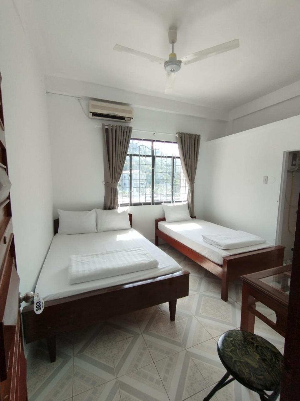 Nha Nghi Sao Mai Hotell Hà Tiên Exteriör bild